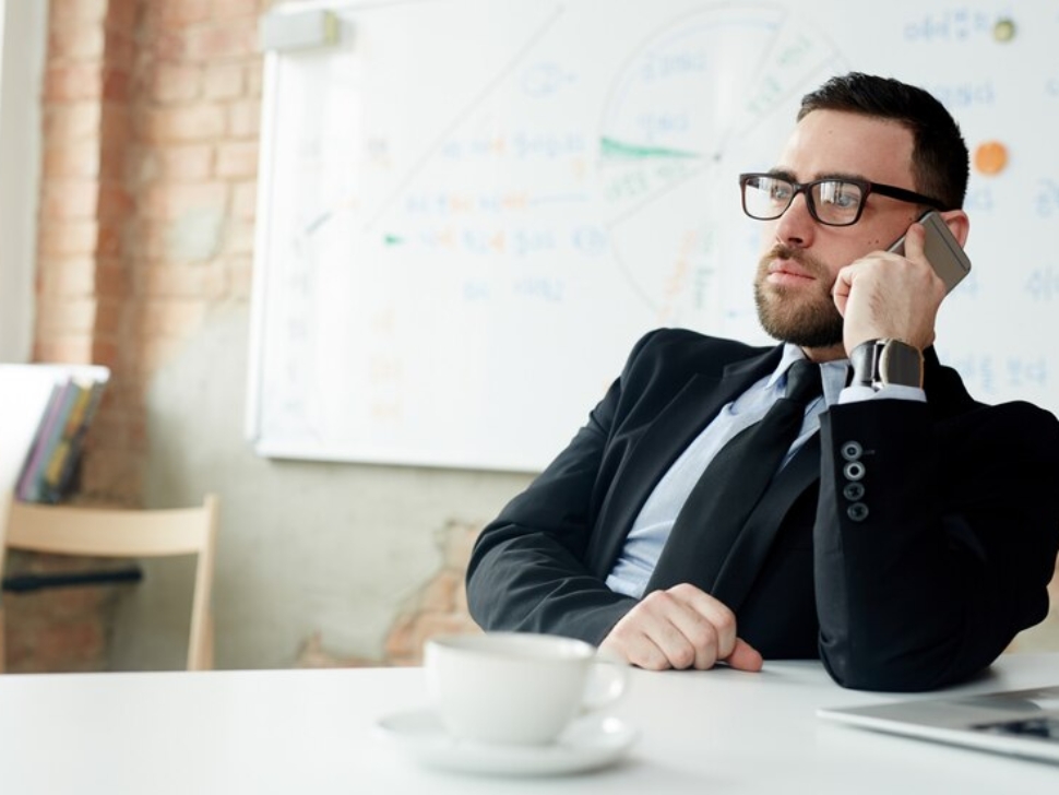 mobile-call_1098-14042